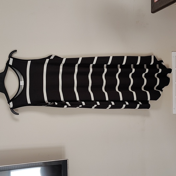 West Loop NWOT size L black & white striped assymetrical silky smooth dress - Picture 1 of 4